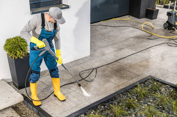 Garage Pressure Washing in Lake City, SC